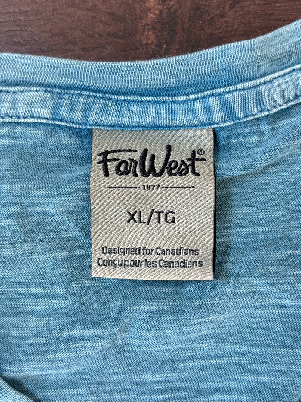 FarWest Women’s XL Blue Acid Wash Boxy Pocket Tee - Picture 3 of 7